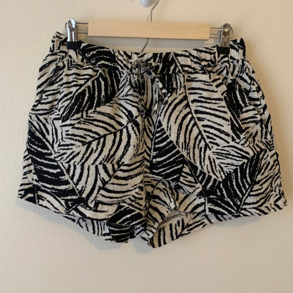 Cynthia Rowley Leaf Print 100% Linen Tie Waist Shorts